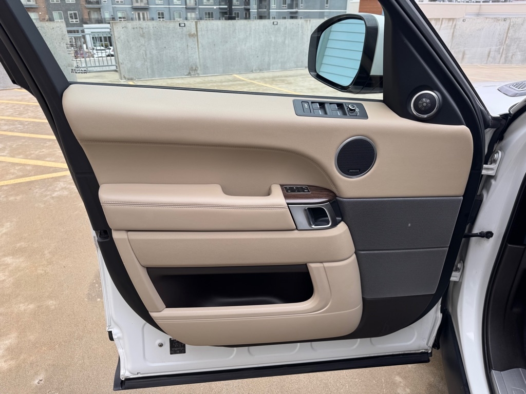 Land Rover Range Rover Sport 3.0L V6 Supercharged HSE 2014