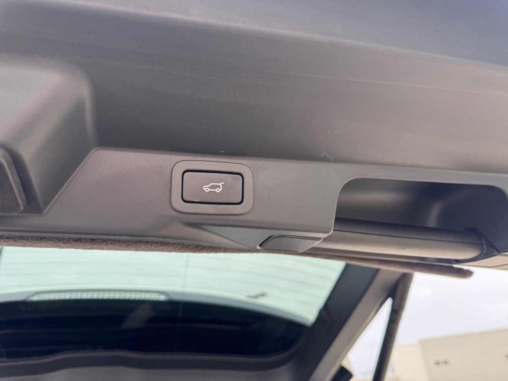 Land Rover Range Rover Sport 3.0L V6 Supercharged HSE 2014