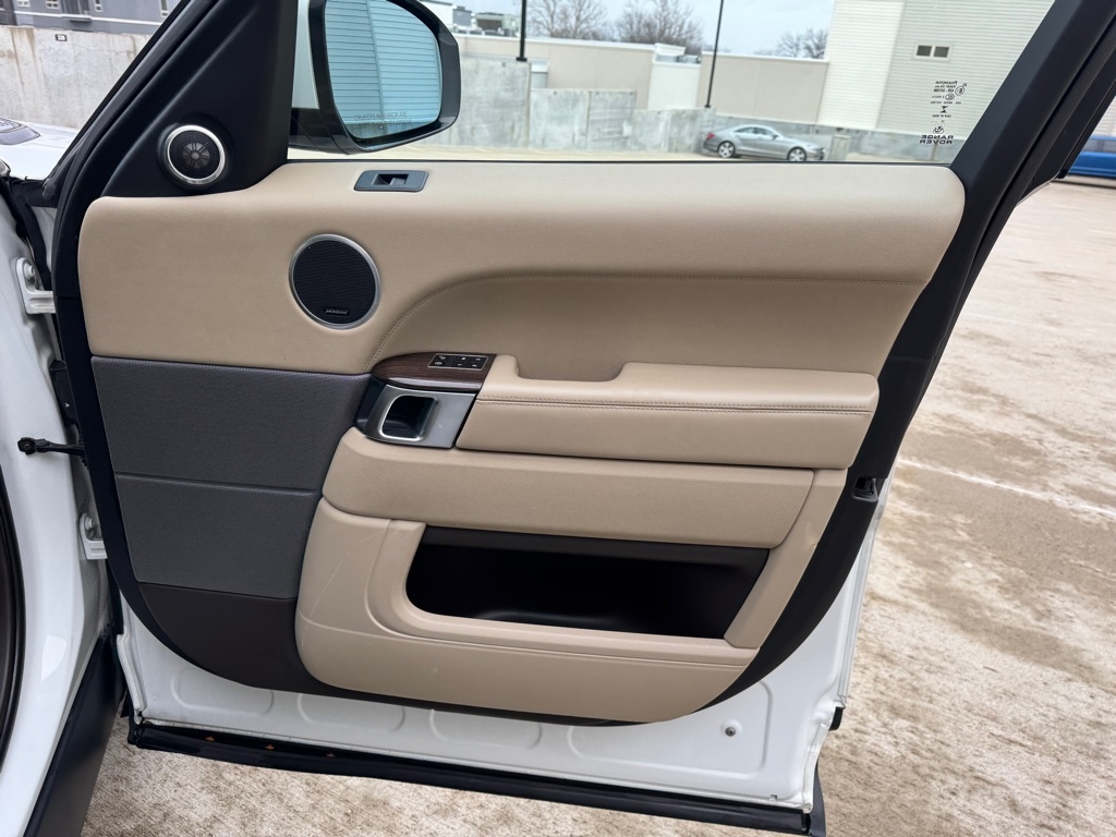 Land Rover Range Rover Sport 3.0L V6 Supercharged HSE 2014