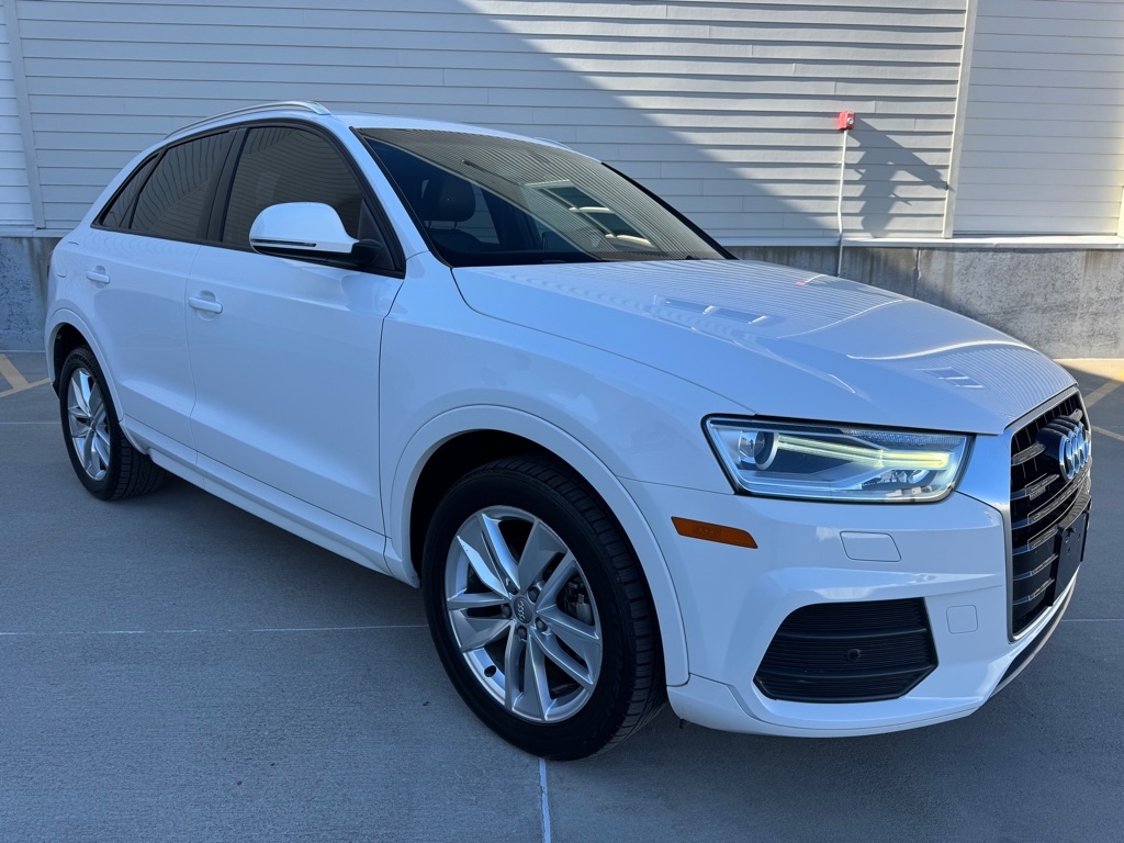 2017 Audi Q3 Premium