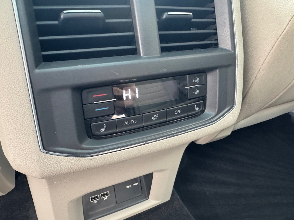 Volkswagen Atlas V6 SEL Premium AWD 2018