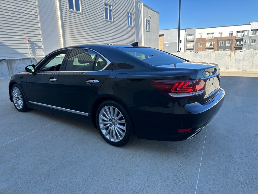 Lexus LS 460 Luxury Sedan AWD 2014