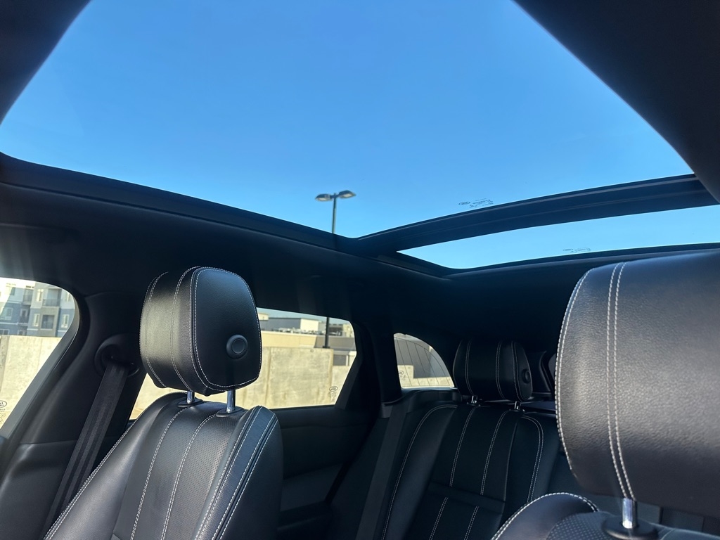 Land Rover Range Rover Velar R-Dynamic S 2021