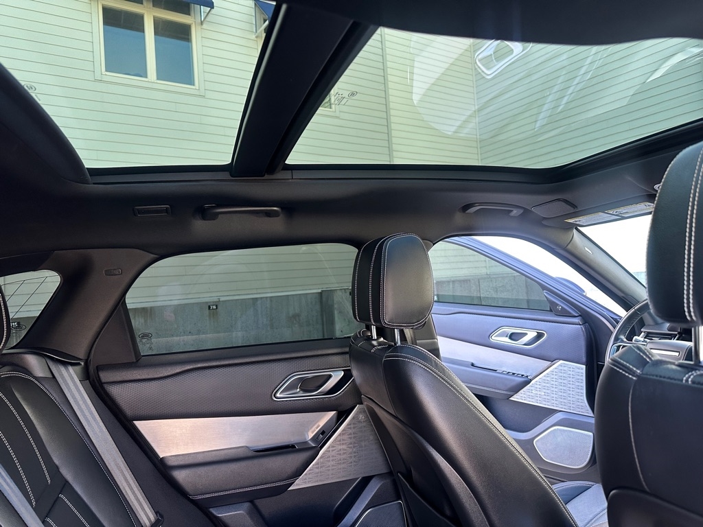 Land Rover Range Rover Velar R-Dynamic S 2021