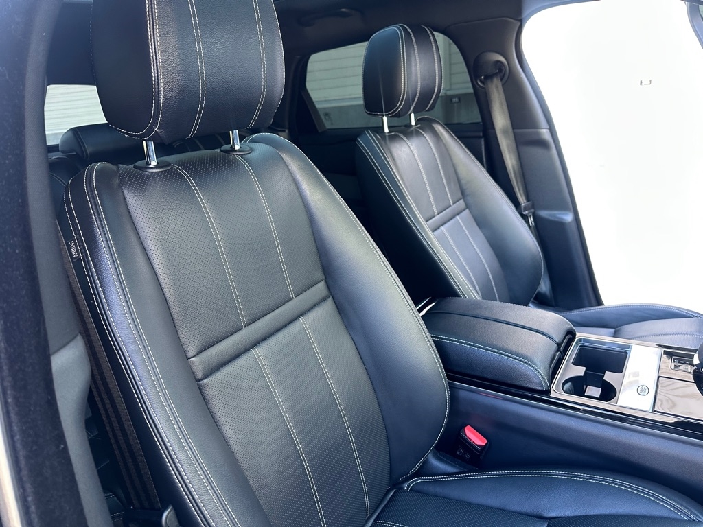 Land Rover Range Rover Velar R-Dynamic S 2021