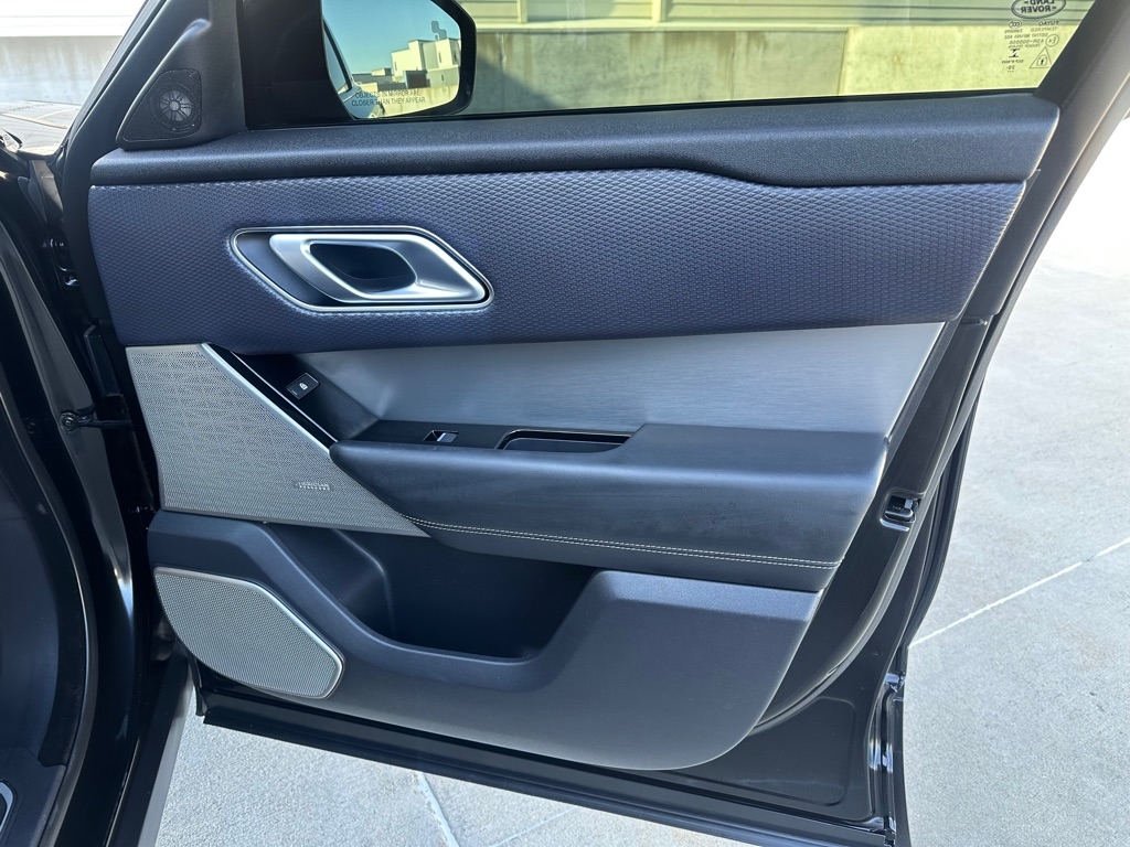 Land Rover Range Rover Velar R-Dynamic S 2021