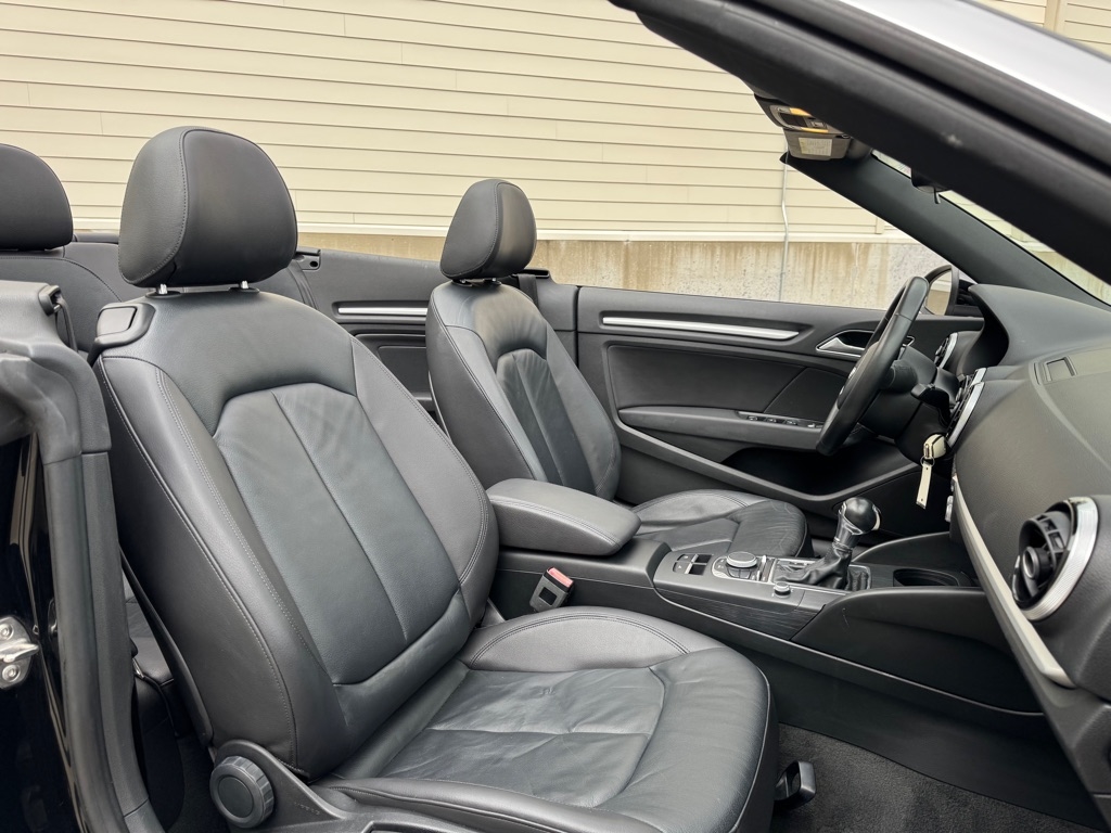 Audi A3 1.8T Premium Cabriolet FWD S tronic 2016