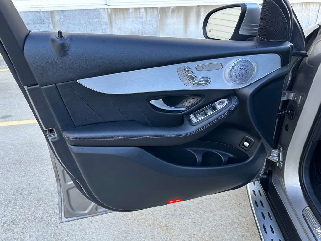 Mercedes-Benz GLC-Class GLC300 4MATIC 2019