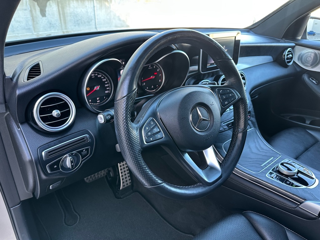 Mercedes-Benz GLC-Class GLC300 4MATIC 2019