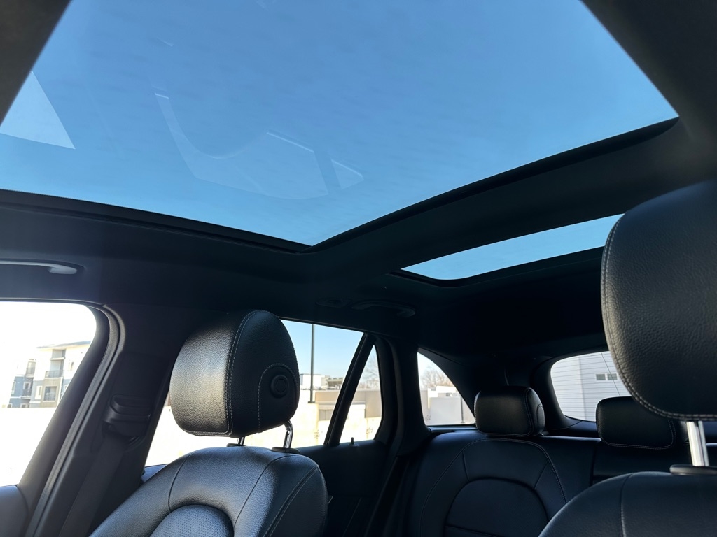 Mercedes-Benz GLC-Class GLC300 4MATIC 2019