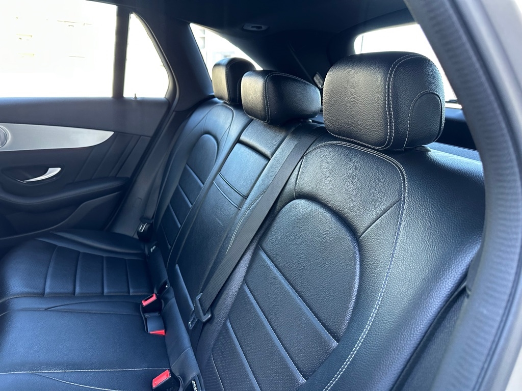 Mercedes-Benz GLC-Class GLC300 4MATIC 2019