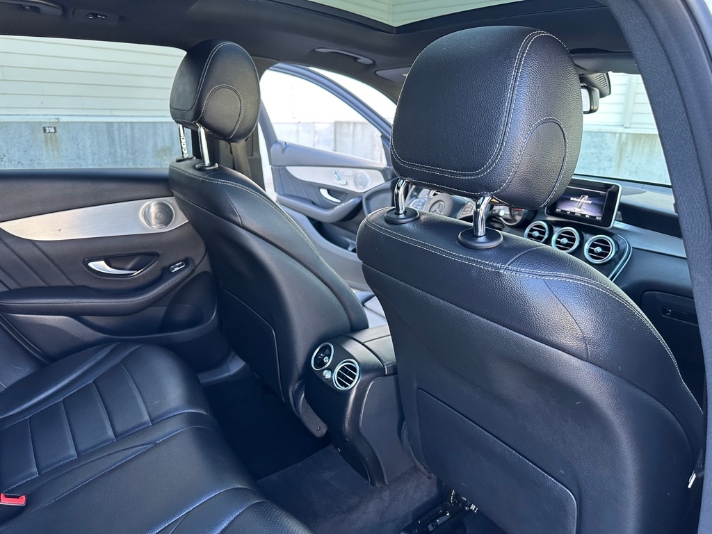 Mercedes-Benz GLC-Class GLC300 4MATIC 2019