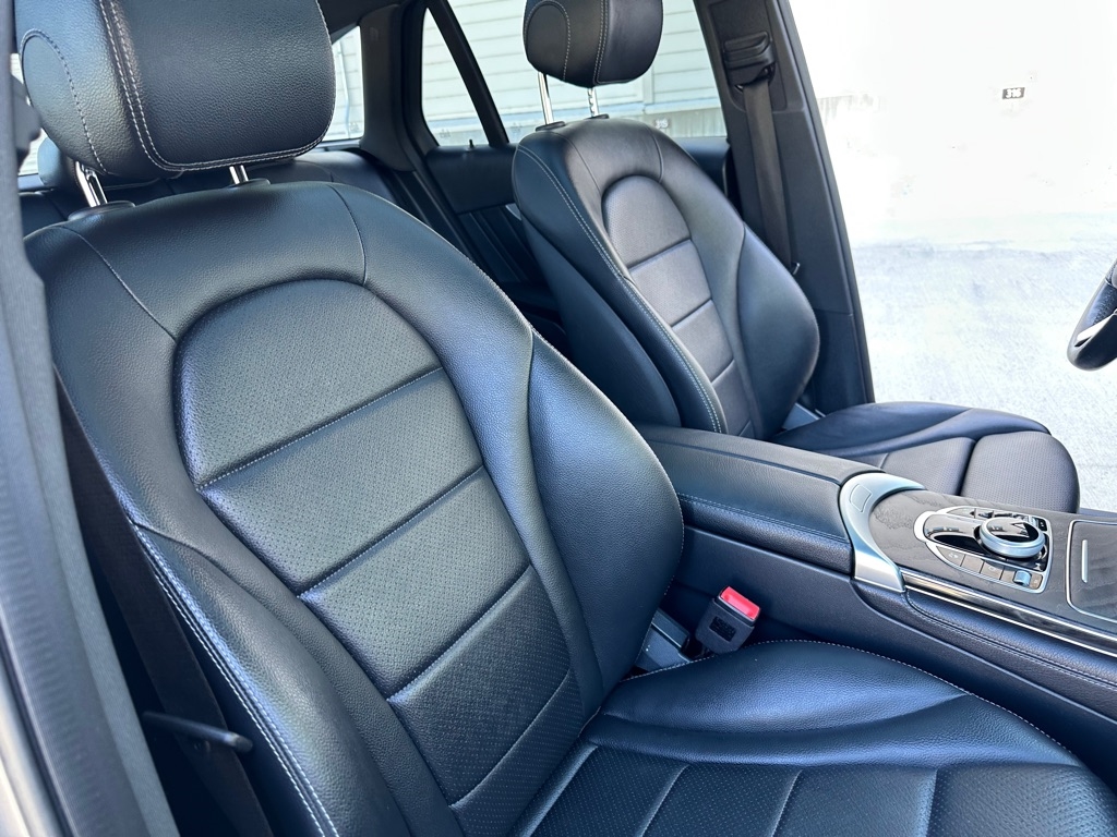 Mercedes-Benz GLC-Class GLC300 4MATIC 2019