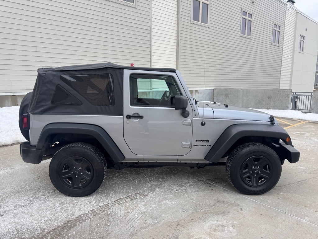 Jeep Wrangler Sport 4WD 2013