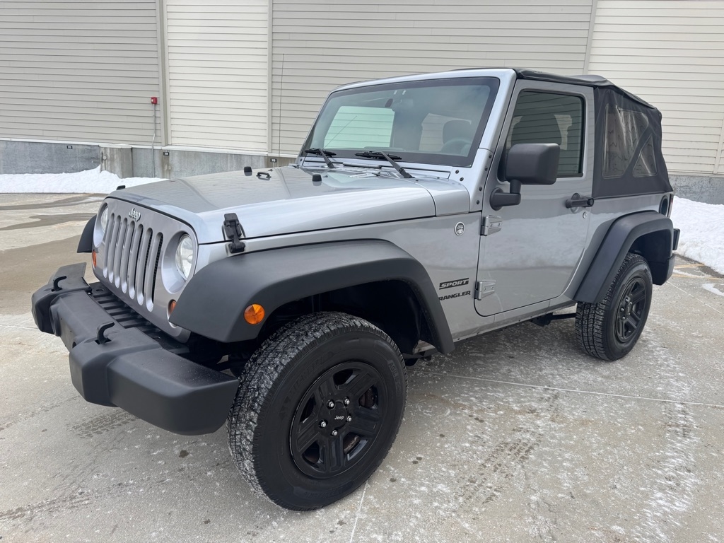 Jeep Wrangler Sport 4WD 2013