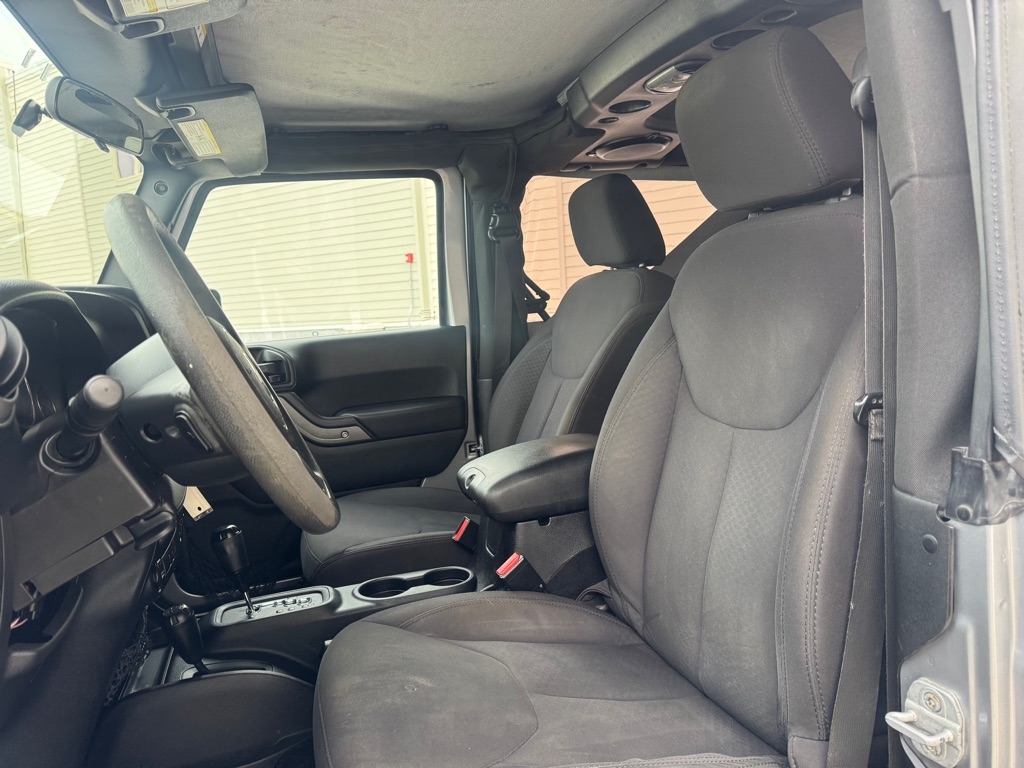 Jeep Wrangler Sport 4WD 2013