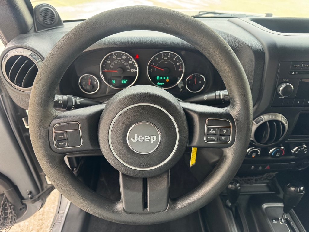 Jeep Wrangler Sport 4WD 2013