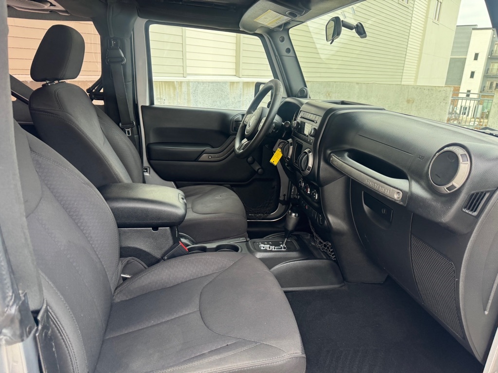 Jeep Wrangler Sport 4WD 2013