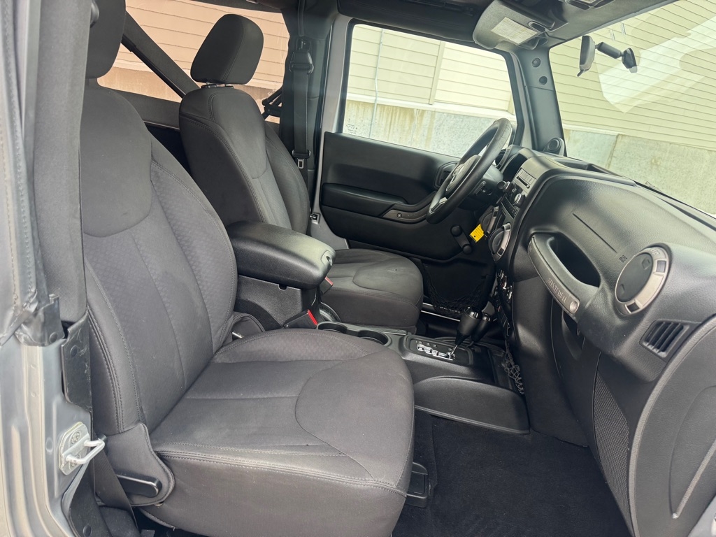 Jeep Wrangler Sport 4WD 2013