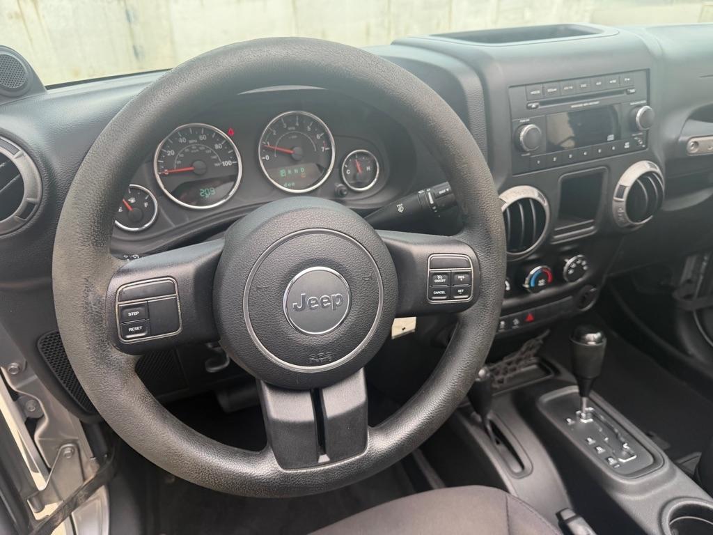 Jeep Wrangler Sport 4WD 2013