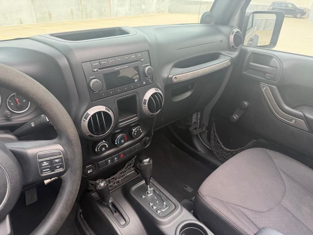 Jeep Wrangler Sport 4WD 2013