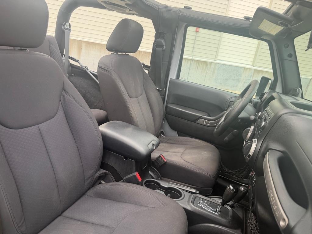 Jeep Wrangler Sport 4WD 2013