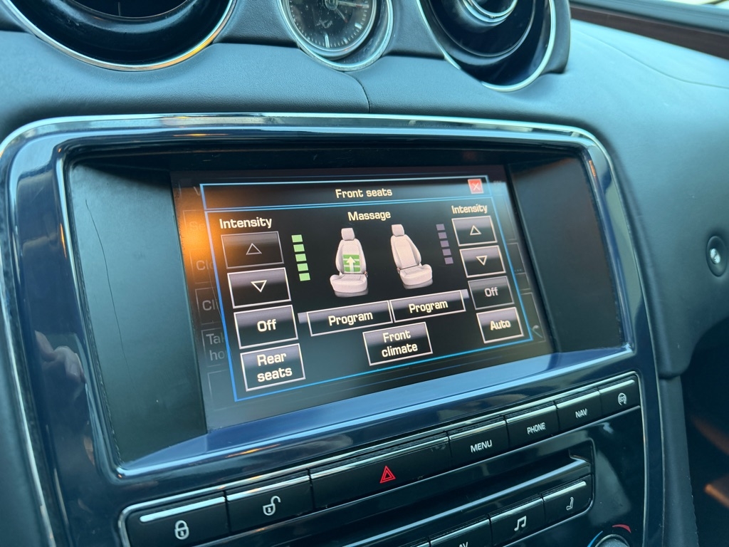 Jaguar XJ-Series XJL Portfolio 2014