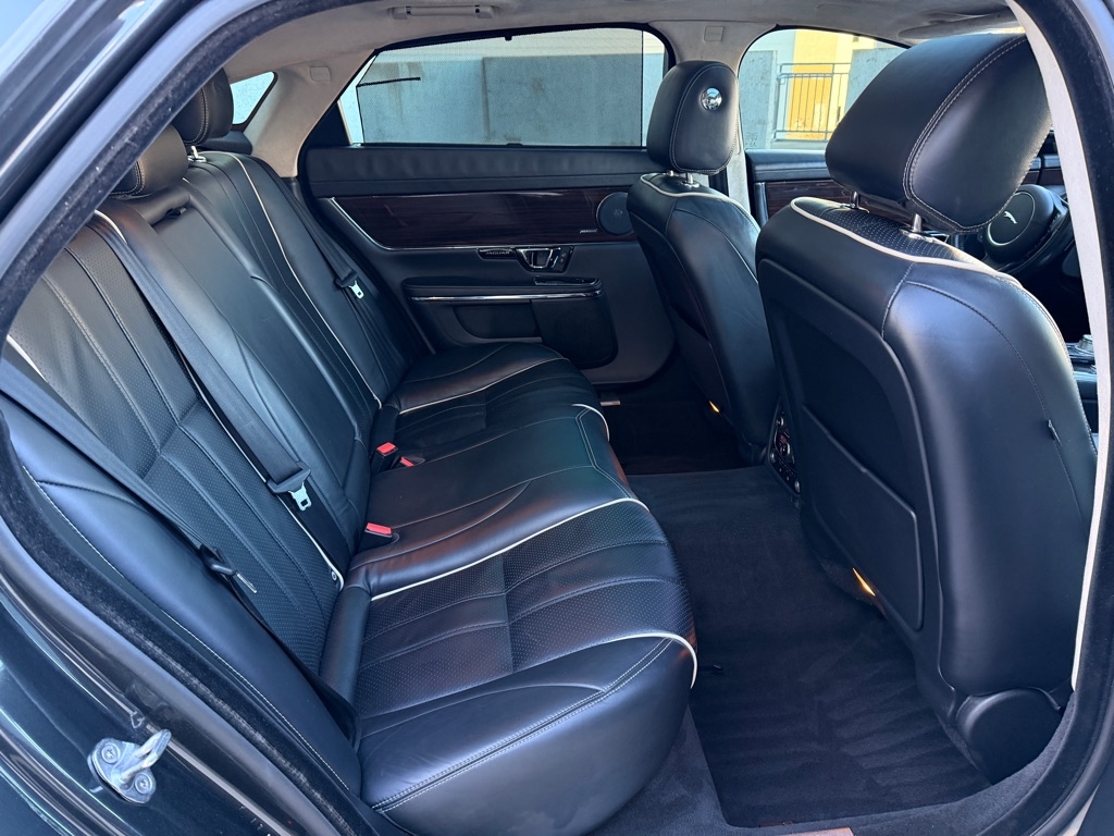 Jaguar XJ-Series XJL Portfolio 2014