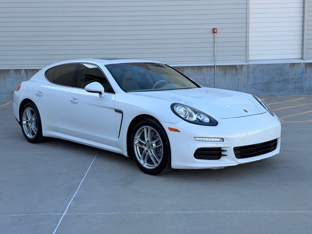2014 Porsche Panamera 4