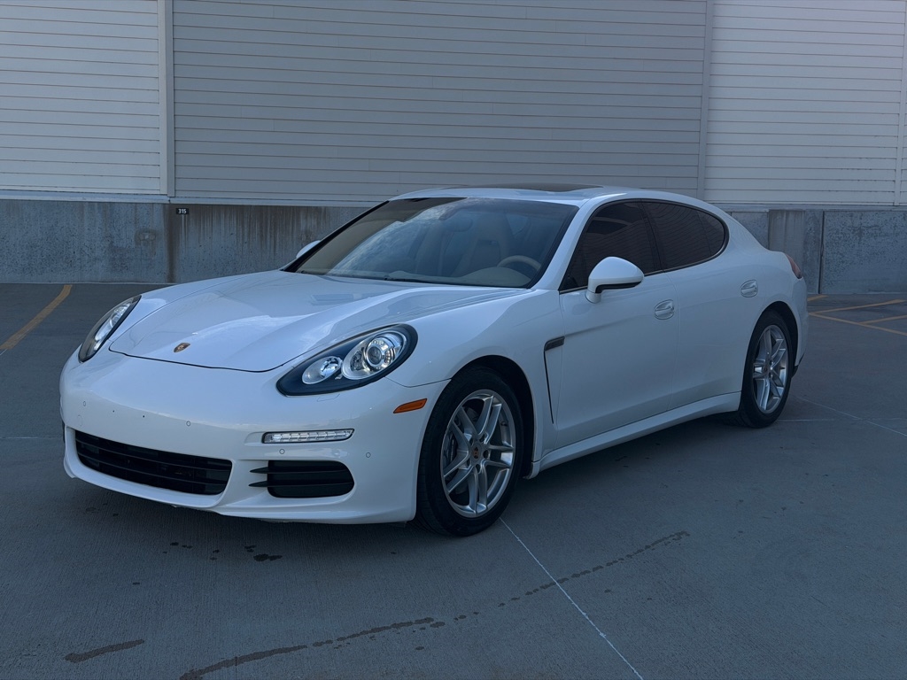 Porsche Panamera 4 2014