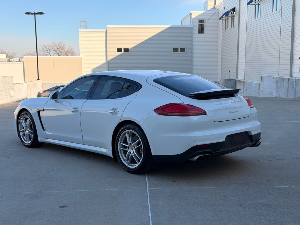 Porsche Panamera 4 2014