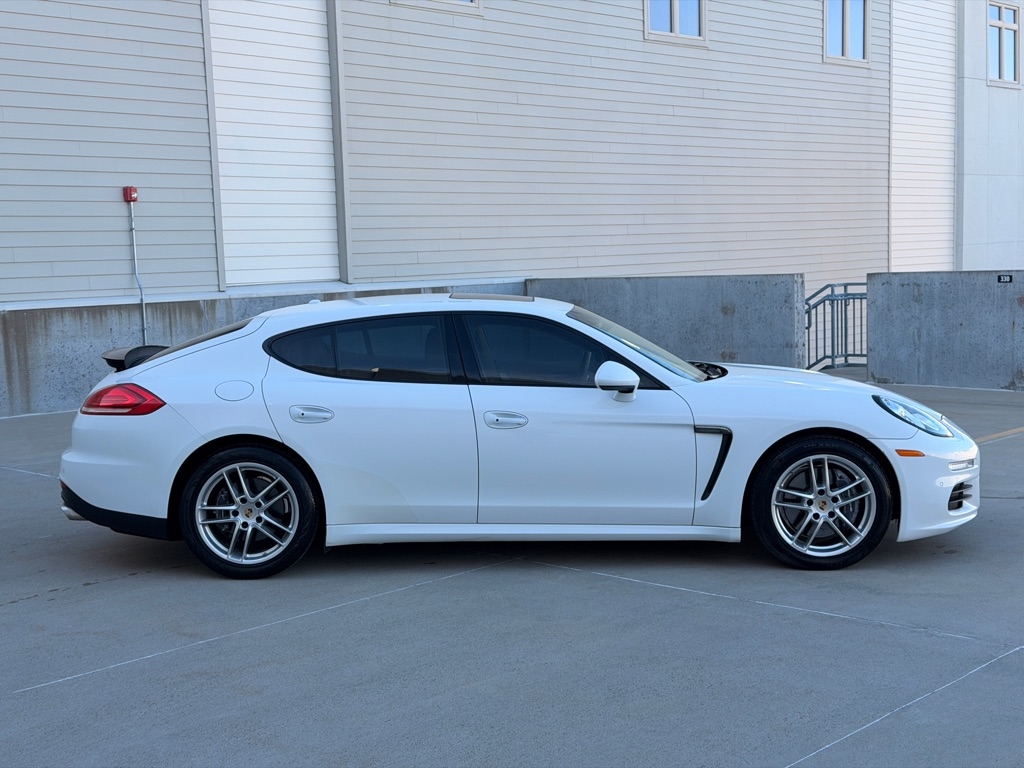 Porsche Panamera 4 2014