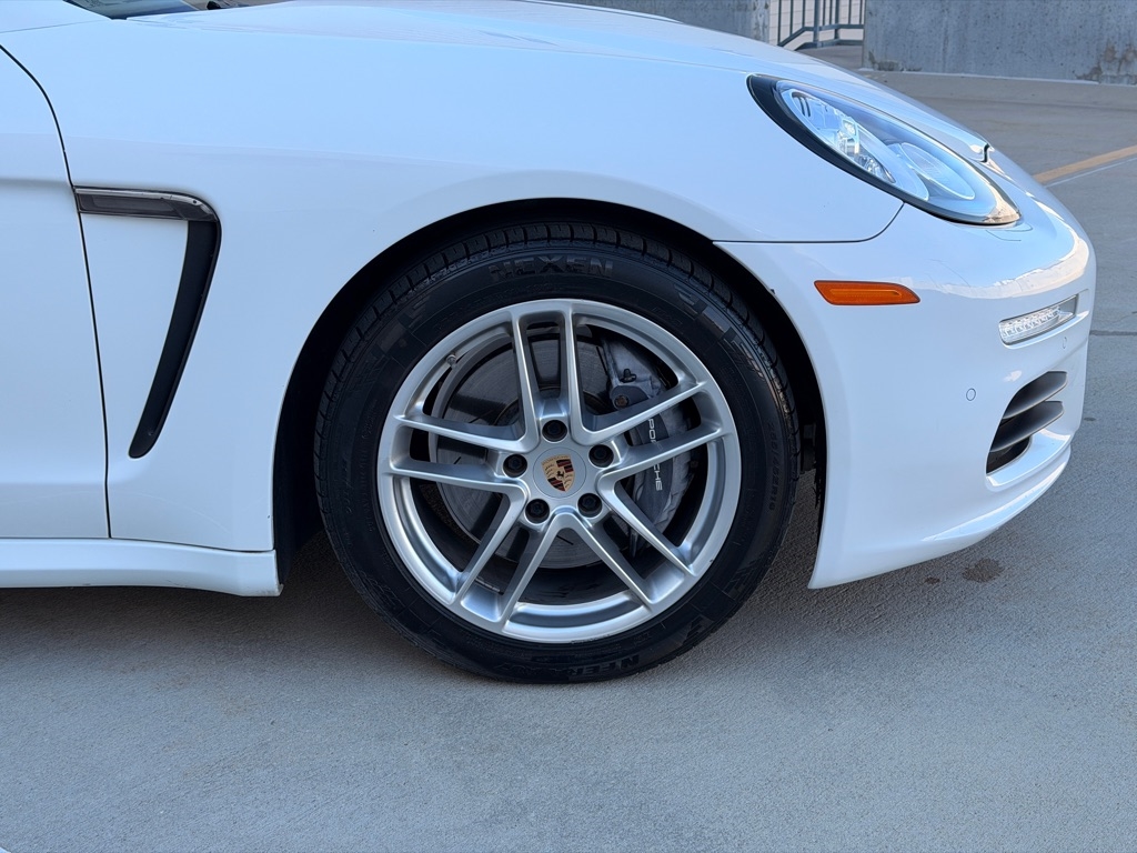 Porsche Panamera 4 2014