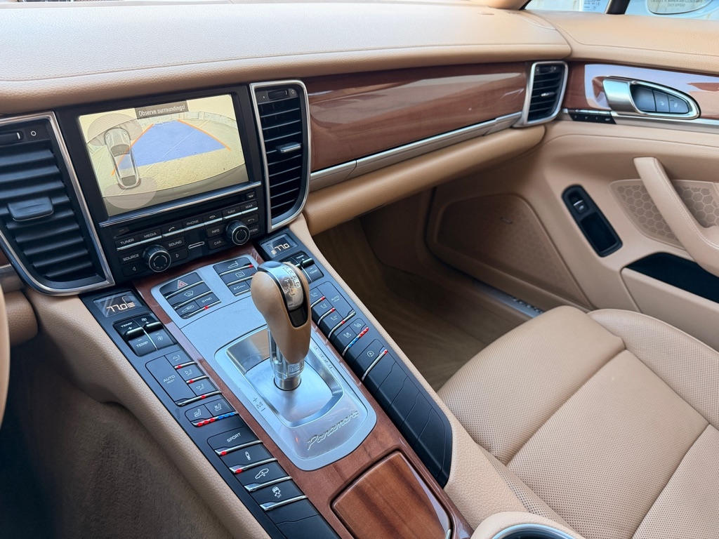 Porsche Panamera 4 2014