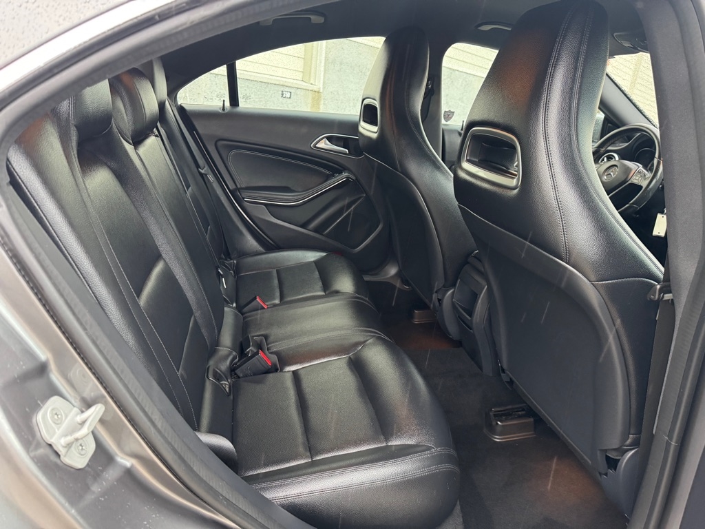 Mercedes-Benz CLA-Class CLA250 2014