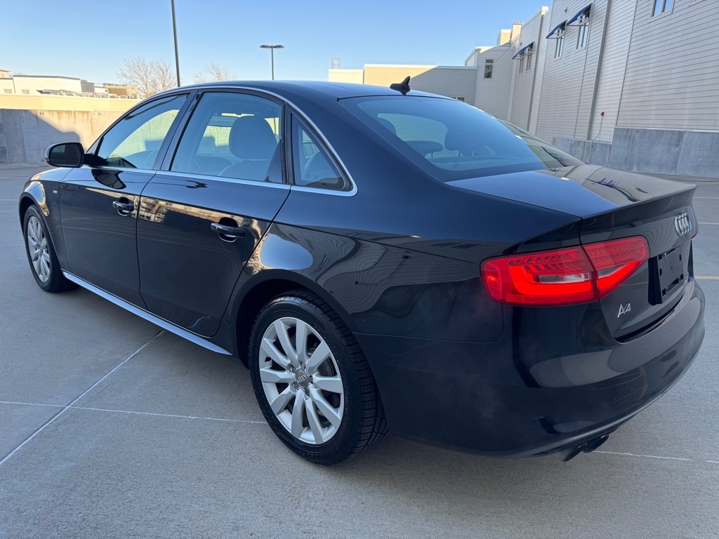 Audi A4 2.0 T Sedan FrontTrak Multitronic 2015
