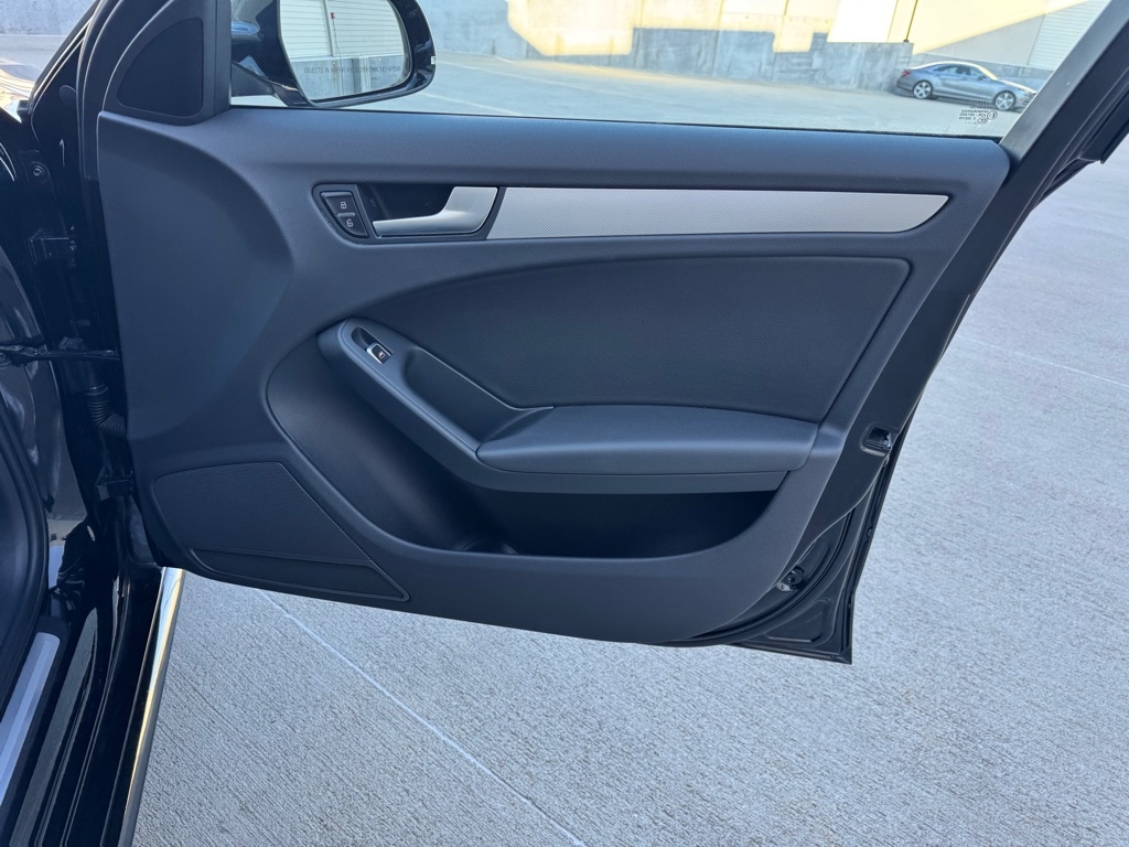 Audi A4 2.0 T Sedan FrontTrak Multitronic 2015