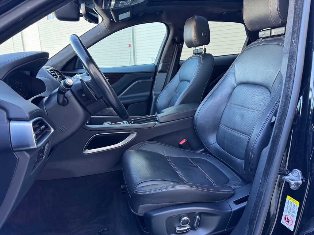 Jaguar F-Pace 25t Prestige 2019