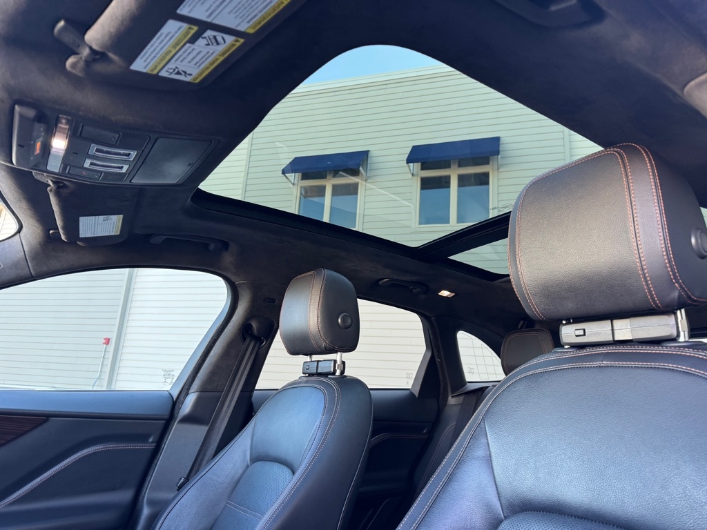 Jaguar F-Pace 25t Prestige 2019