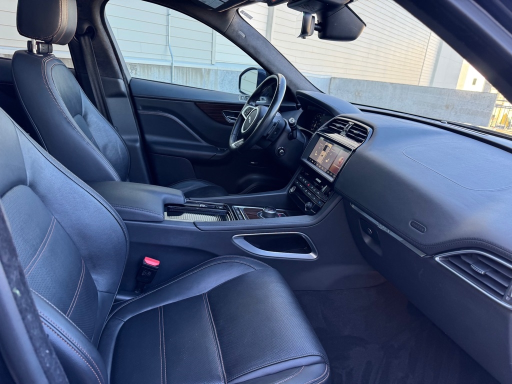 Jaguar F-Pace 25t Prestige 2019