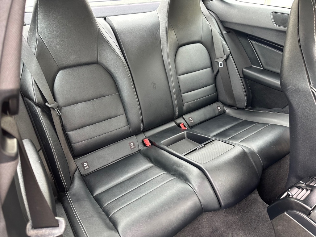 Mercedes-Benz C-Class C350 Coupe 4MATIC 2012