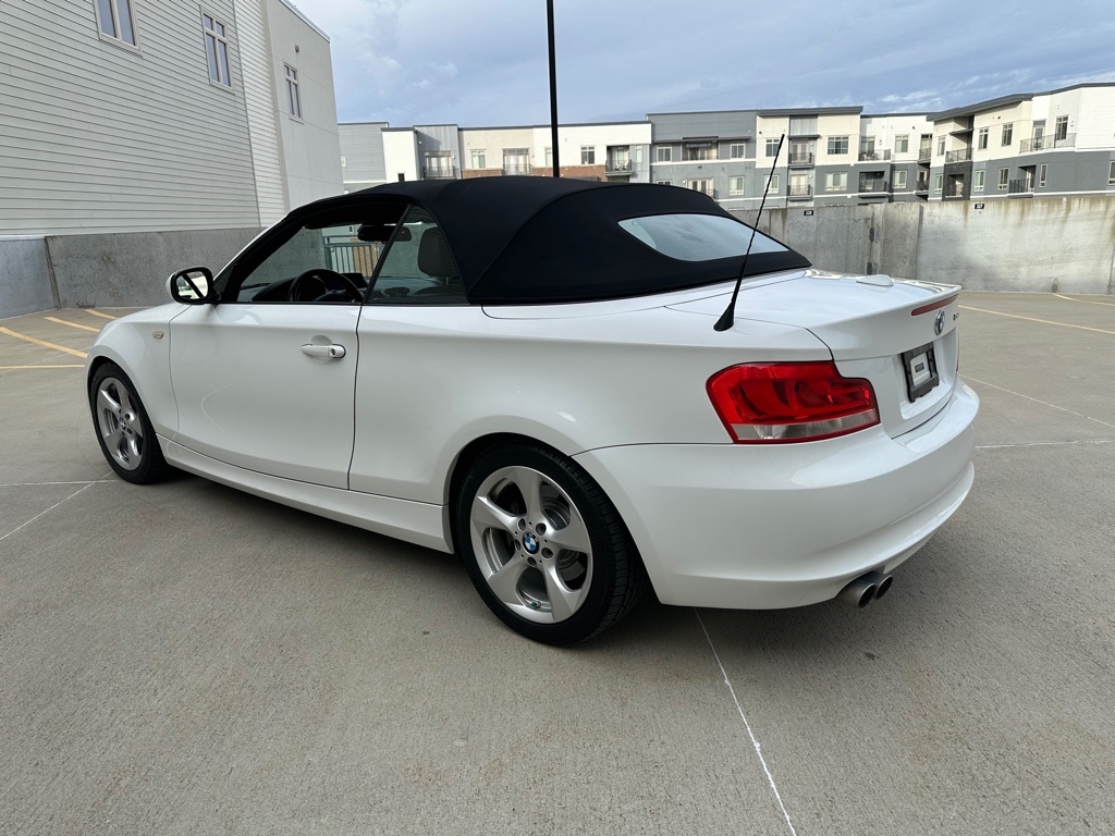 BMW 1-Series 128i Convertible 2012