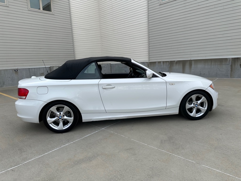 BMW 1-Series 128i Convertible 2012
