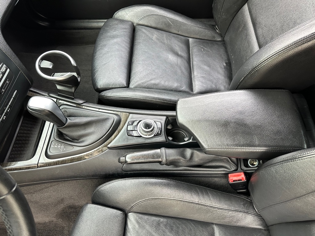 BMW 1-Series 128i Convertible 2012