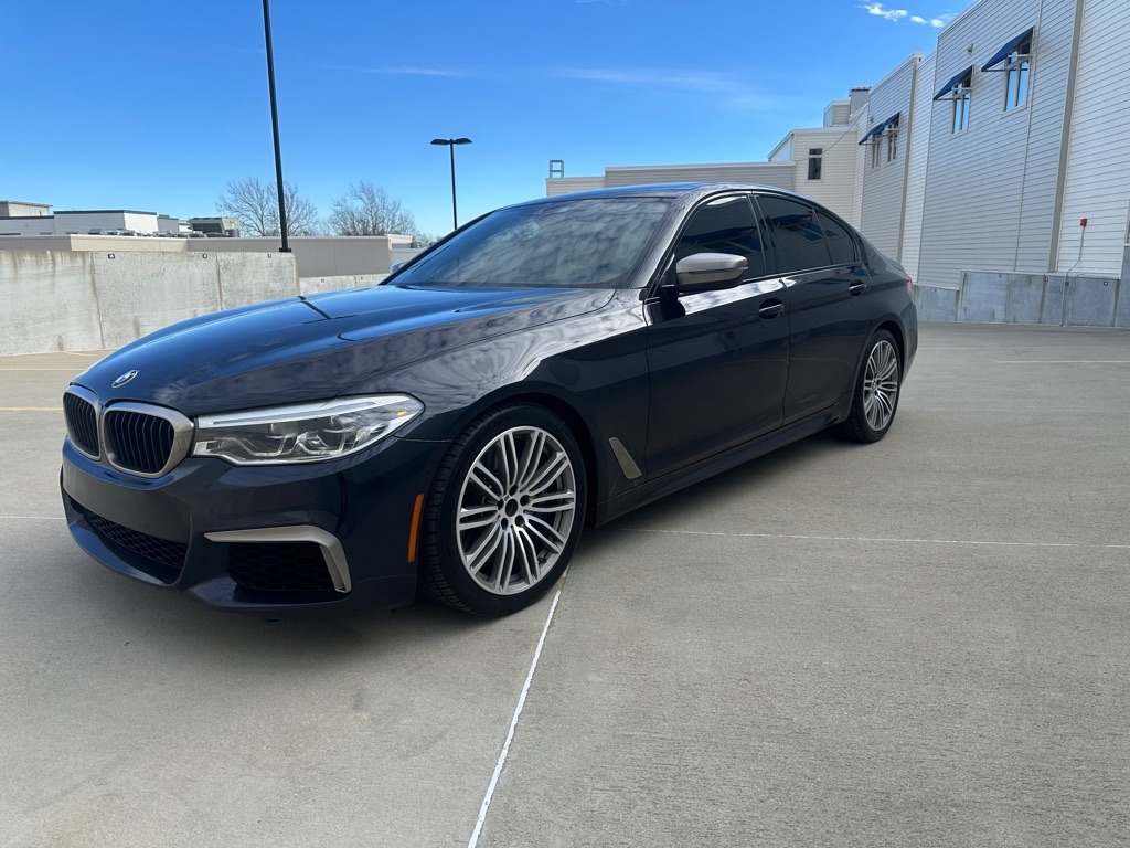 BMW 5-Series M550i xDrive 2020