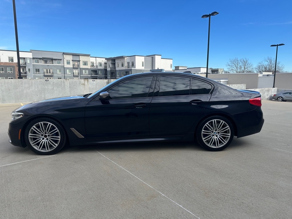 BMW 5-Series M550i xDrive 2020
