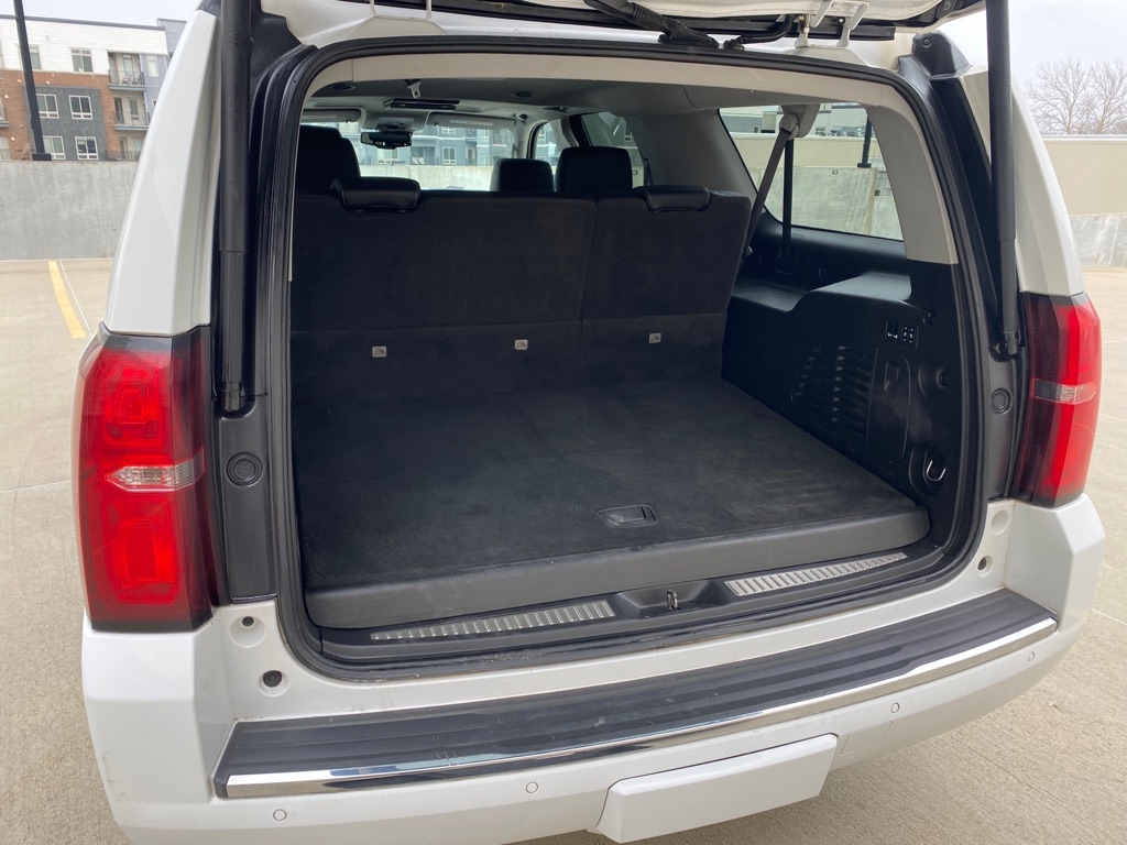 Chevrolet Suburban Premier 4WD 2020