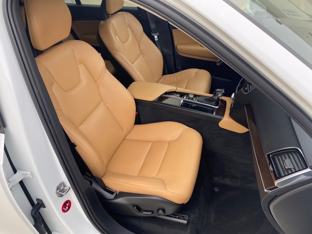 Volvo XC90 T6 Momentum AWD 2016