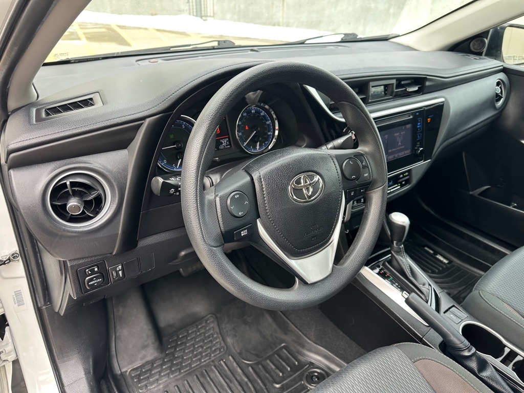 Toyota Corolla L CVT 2019