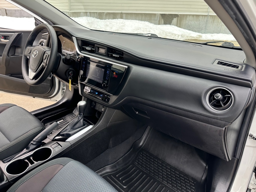 Toyota Corolla L CVT 2019